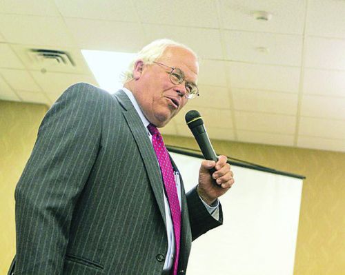 华裔女告美亿万富翁性骚扰 却骗夫私生俩娃 华裔女告美亿万富翁性骚扰 却骗夫私生俩娃