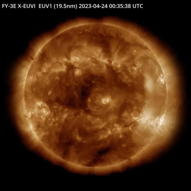 此次地磁暴过程是由冕洞高速流和日冕物质抛射共同作用产生的