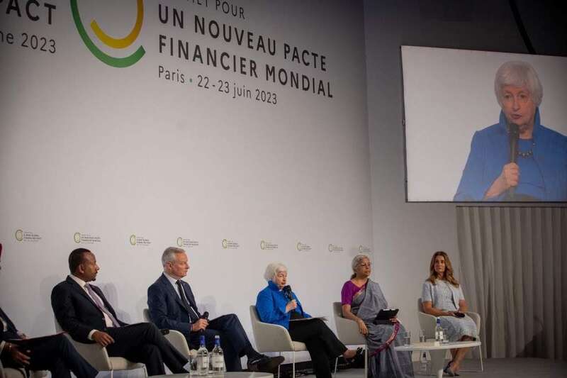 耶伦为美元的主导地位“辩护”称，各国目前很难找到一种可行的货币来取代几十年来主导贸易的美元 ...