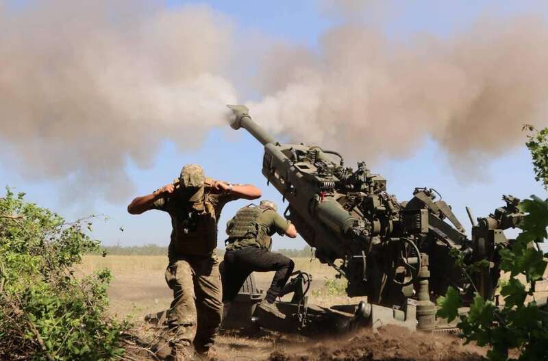 乌军的火炮远比俄军的少，火力支援就无法保障