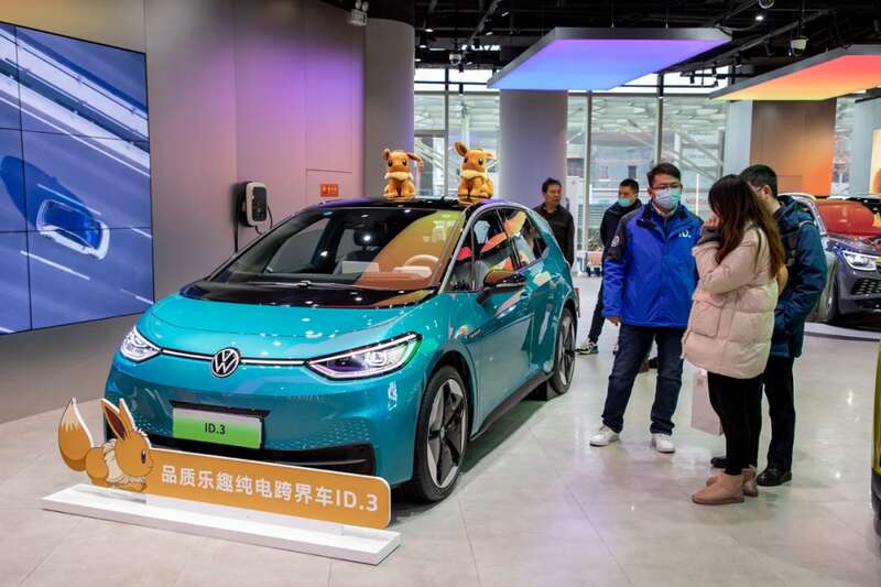 大众等老牌车企在这次汽车能源革新的路途上，走太慢了