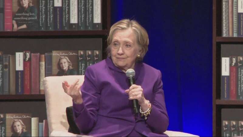 退休的希拉里如今正在推销自己的新书